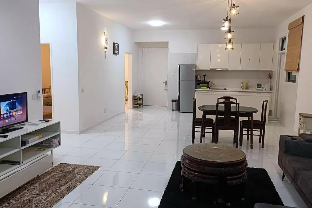 Sky Loft 4 Guests Balcony Nflix Disney B30A Τζόχορ Μπάχρου Διαμέρισμα